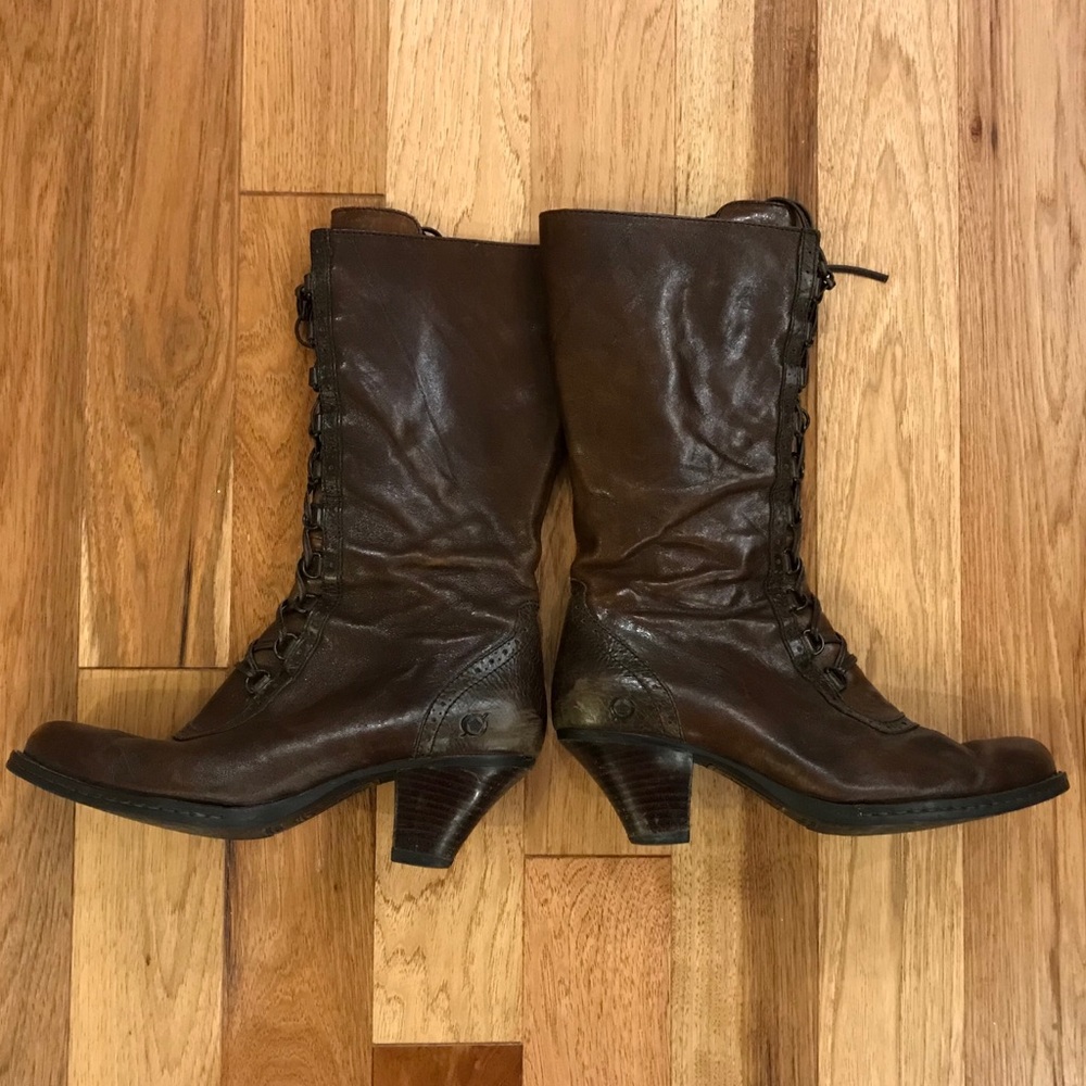 Born lace up boots